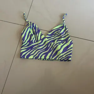 Women's tops